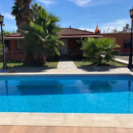 “soleado” Con Piscina Hébergement de vacances *