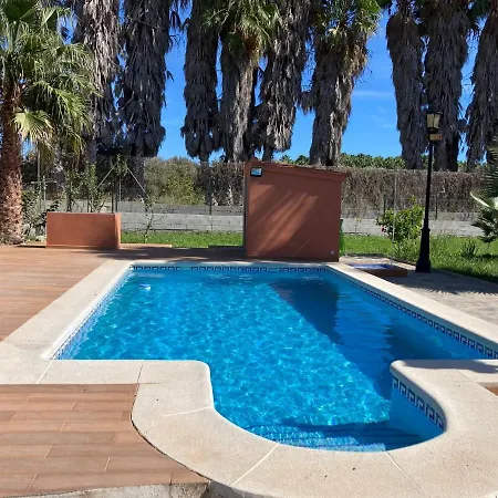 “soleado” Con Piscina * Motril
