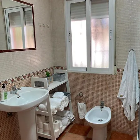 “soleado” Con Piscina Hébergement de vacances