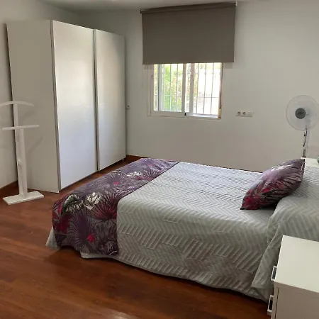 “soleado” Con Piscina Holiday home Motril